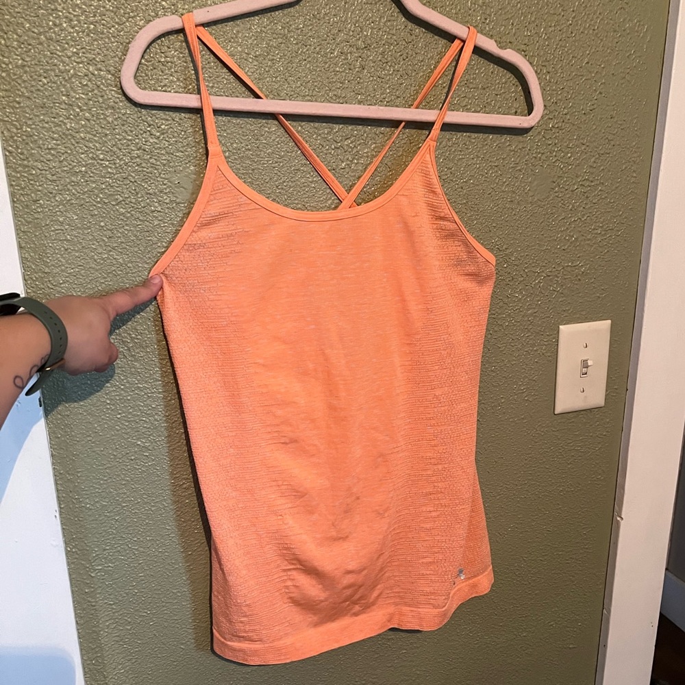 Under Armour Tank - Picture 2 of 3